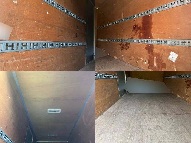 三菱ふそうキャンターアルミバン小型（2t・3t）[写真10]