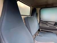 三菱ふそうキャンターアルミバン小型（2t・3t）[写真16]