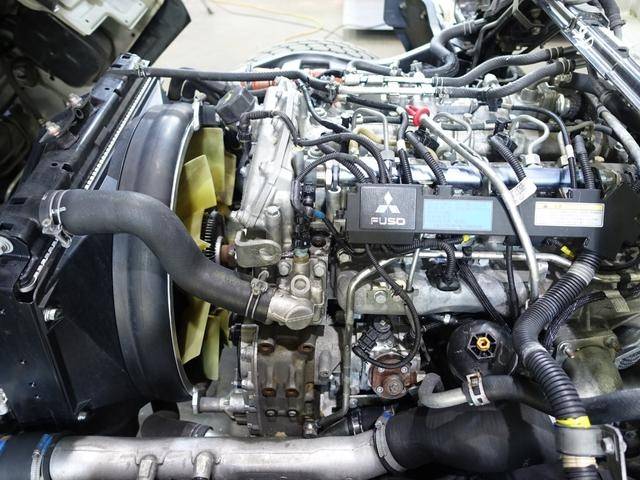 三菱ふそうキャンターアルミウイング小型（2t・3t）[写真24]