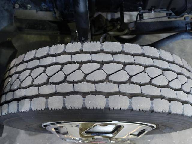 三菱ふそうキャンターアルミウイング小型（2t・3t）[写真25]