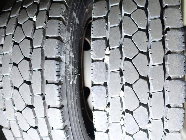 三菱ふそうキャンターアルミウイング小型（2t・3t）[写真27]