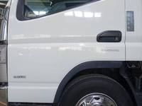 三菱ふそうキャンターアルミウイング小型（2t・3t）[写真09]