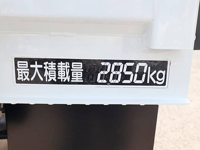 三菱ふそうキャンターダブルキャブ（Wキャブ）小型（2t・3t）[写真17]