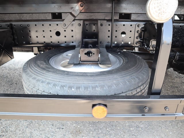 三菱ふそうキャンターダブルキャブ（Wキャブ）小型（2t・3t）[写真21]