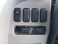 三菱ふそうキャンターダブルキャブ（Wキャブ）小型（2t・3t）[写真34]