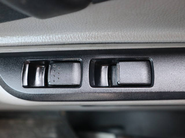 三菱ふそうキャンターダブルキャブ（Wキャブ）小型（2t・3t）[写真36]