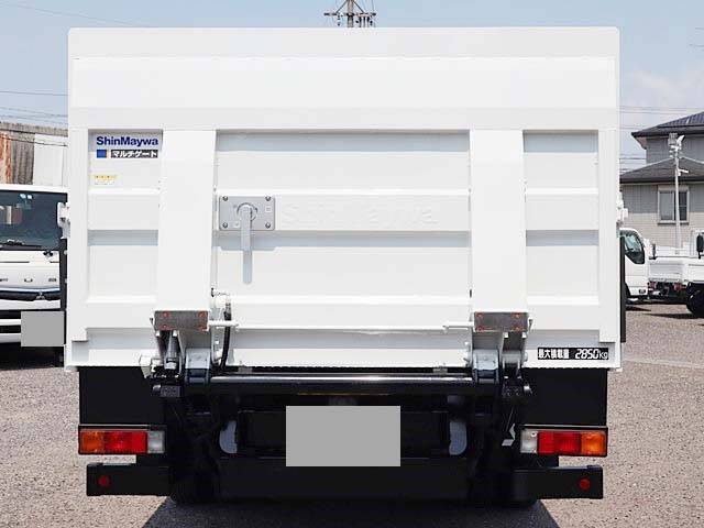 三菱ふそうキャンターダブルキャブ（Wキャブ）小型（2t・3t）[写真05]