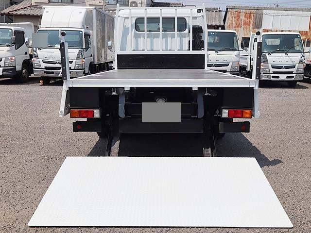 三菱ふそうキャンターダブルキャブ（Wキャブ）小型（2t・3t）[写真09]