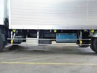 三菱ふそうキャンターアルミバン小型（2t・3t）[写真19]