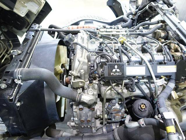 三菱ふそうキャンターアルミバン小型（2t・3t）[写真23]