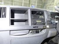 いすゞフォワードパネルウイング中型（4t）[写真34]