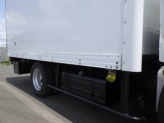 日野デュトロパネルバン小型（2t・3t）[写真14]