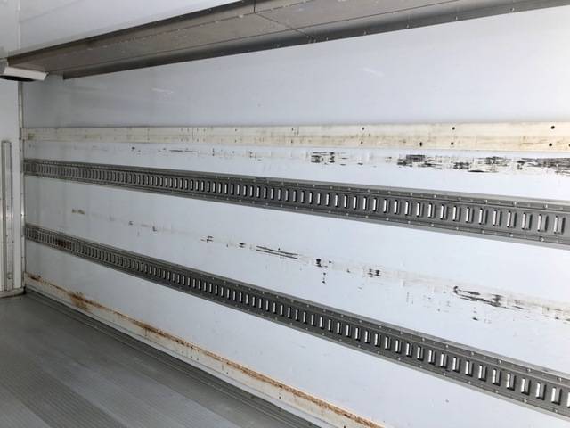 いすゞフォワード冷凍車（冷蔵車）増トン（6t・8t）[写真15]