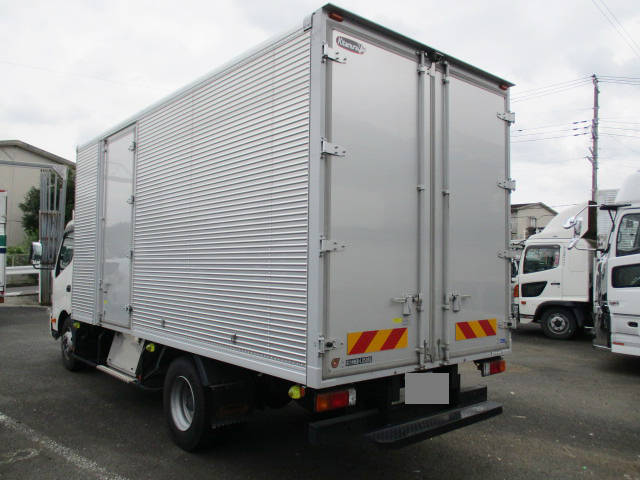 トヨタダイナアルミバン小型（2t・3t）[写真04]