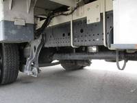 いすゞフォワードアルミウイング中型（4t）[写真09]