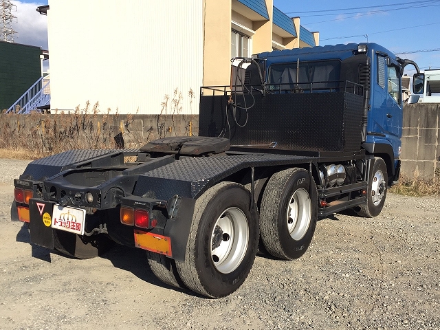 三菱ふそうスーパーグレートトレーラーヘッド（トラクターヘッド）大型（10t）[写真02]