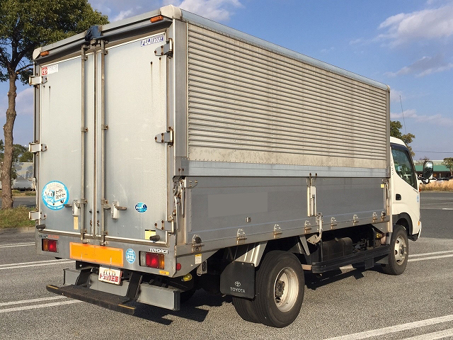 トヨタトヨエースアルミウイング小型（2t・3t）[写真02]