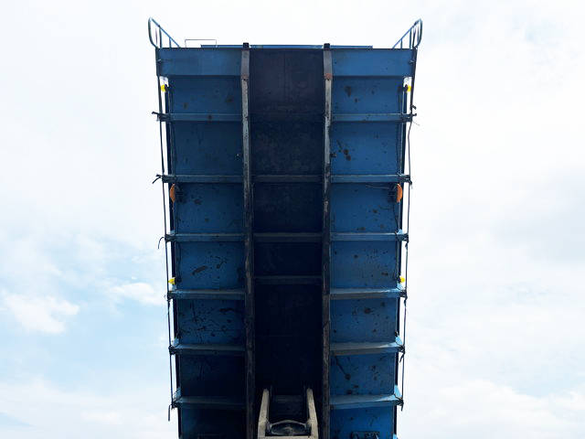 日野プロフィア深ダンプ（土砂禁ダンプ）大型（10t）[写真10]