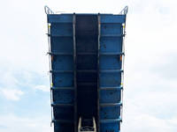 日野プロフィア深ダンプ（土砂禁ダンプ）大型（10t）[写真10]