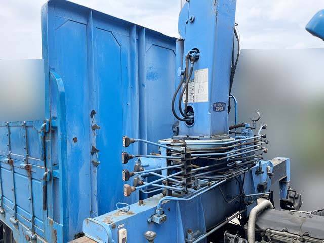 いすゞエルフクレーン3段小型（2t・3t）[写真15]