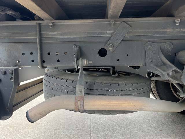 いすゞエルフクレーン3段小型（2t・3t）[写真23]