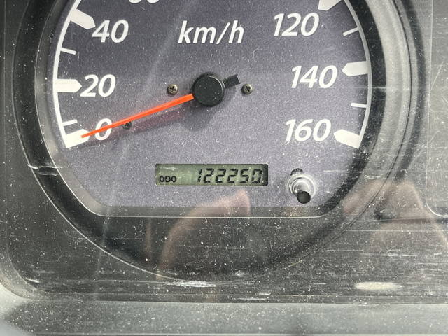 いすゞエルフクレーン3段小型（2t・3t）[写真32]