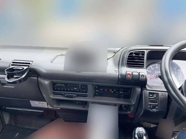 いすゞエルフクレーン3段小型（2t・3t）[写真33]