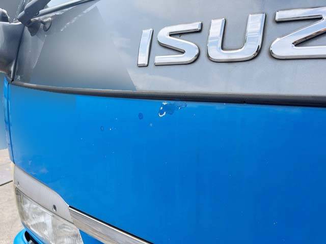 いすゞエルフクレーン3段小型（2t・3t）[写真07]