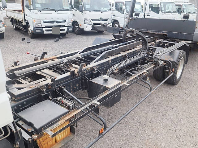 三菱ふそうキャンターセーフティローダー小型（2t・3t）[写真12]