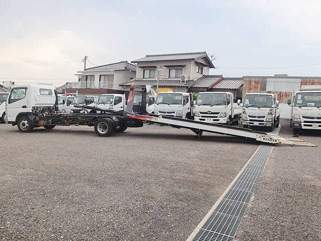 三菱ふそうキャンターセーフティローダー小型（2t・3t）[写真14]