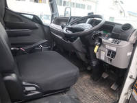 三菱ふそうキャンターセーフティローダー小型（2t・3t）[写真24]