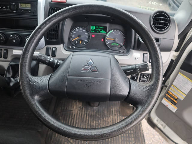 三菱ふそうキャンターセーフティローダー小型（2t・3t）[写真28]