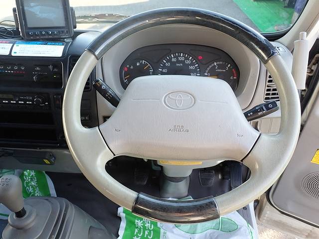 トヨタダイナ高所作業車小型（2t・3t）[写真35]