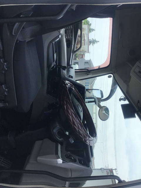 三菱ふそうスーパーグレートパネルウイング大型（10t）[写真12]