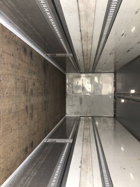 三菱ふそうスーパーグレートパネルウイング大型（10t）[写真18]