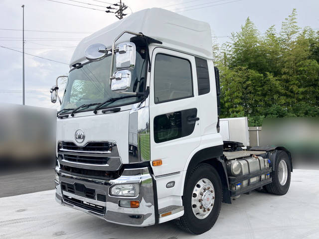 UDトラックスクオントレーラーヘッド（トラクターヘッド）大型（10t）QKG-GK6XAB [写真01]