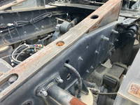 UDトラックスクオントレーラーヘッド（トラクターヘッド）大型（10t）[写真14]