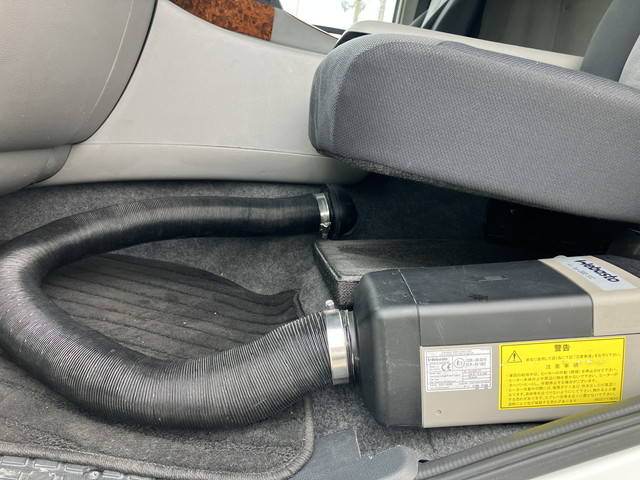 UDトラックスクオントレーラーヘッド（トラクターヘッド）大型（10t）[写真30]