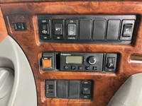 UDトラックスクオントレーラーヘッド（トラクターヘッド）大型（10t）[写真34]