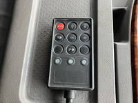 UDトラックスクオントレーラーヘッド（トラクターヘッド）大型（10t）[写真37]