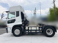 UDトラックスクオントレーラーヘッド（トラクターヘッド）大型（10t）[写真03]