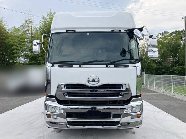 UDトラックスクオントレーラーヘッド（トラクターヘッド）大型（10t）[写真05]