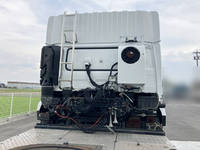 UDトラックスクオントレーラーヘッド（トラクターヘッド）大型（10t）[写真08]