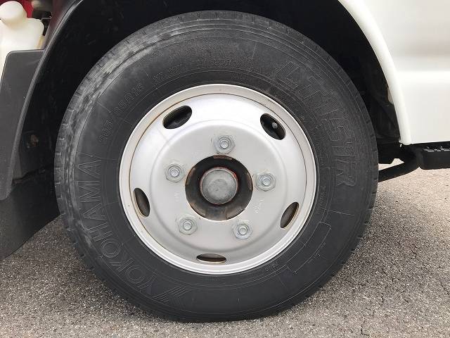 いすゞエルフクレーン3段小型（2t・3t）[写真19]