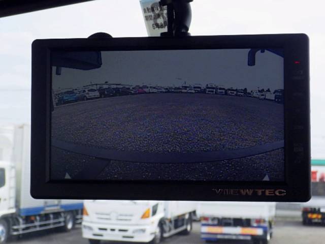 三菱ふそうキャンター平ボディ小型（2t・3t）[写真12]