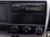 三菱ふそうキャンター平ボディ小型（2t・3t）[写真14]