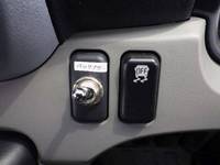 三菱ふそうキャンター平ボディ小型（2t・3t）[写真16]