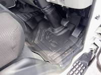 三菱ふそうキャンター平ボディ小型（2t・3t）[写真17]