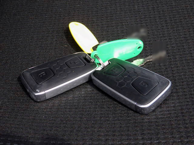 三菱ふそうキャンター平ボディ小型（2t・3t）[写真29]