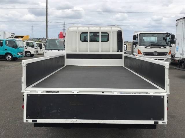 トヨタトヨエース平ボディ小型（2t・3t）[写真11]